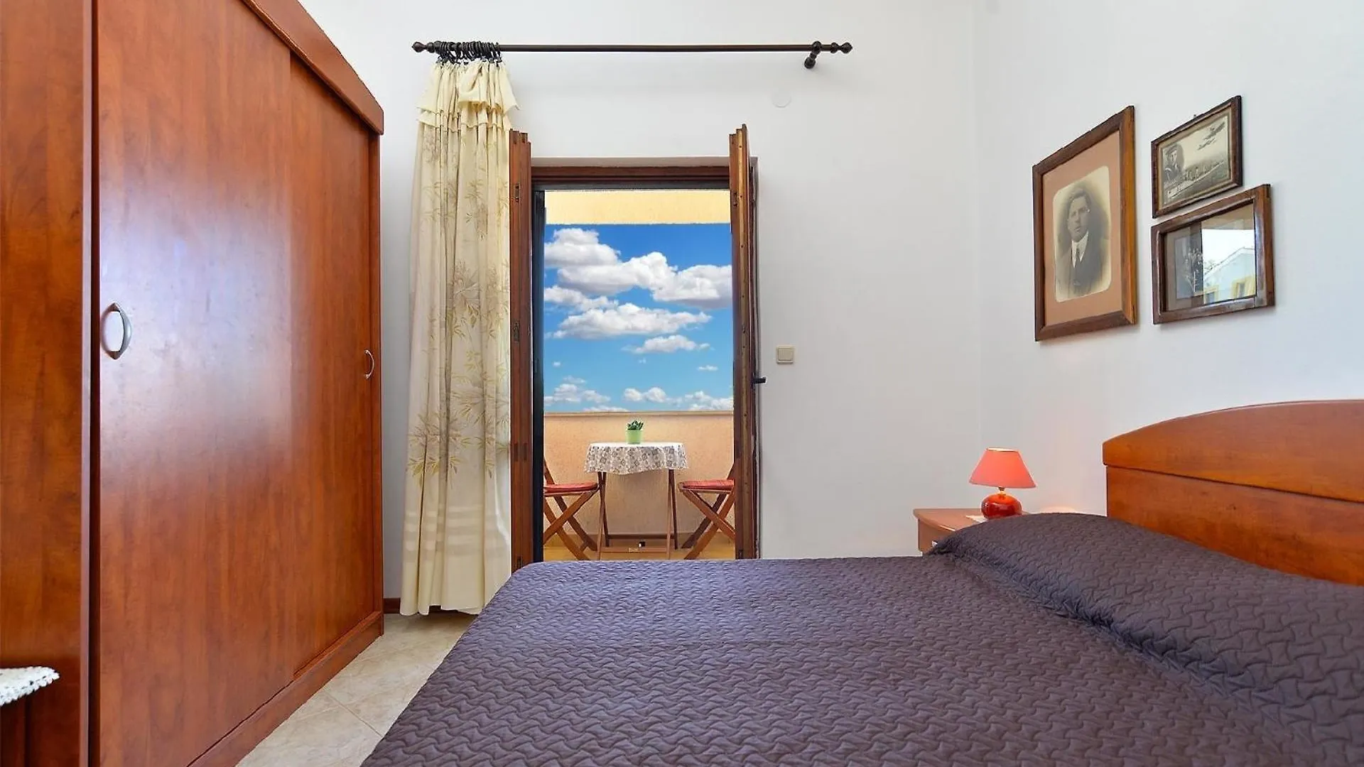 Apartment Ferienwohnung Fuer 3 Personen Ca 35 Qm In Stinjan, Istrien Istrische Riviera Croatia