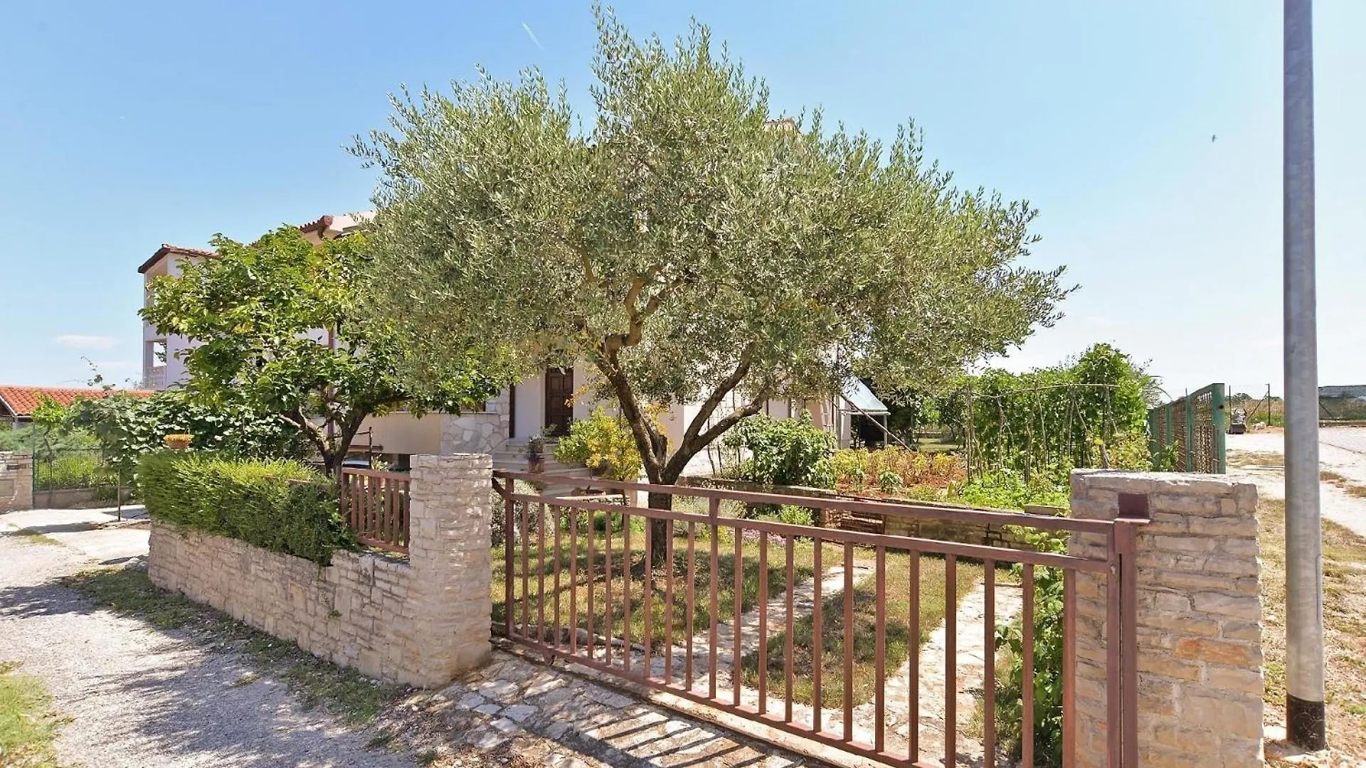 Ferienwohnung Fuer 3 Personen Ca 35 Qm In Stinjan, Istrien Istrische Riviera Apartment